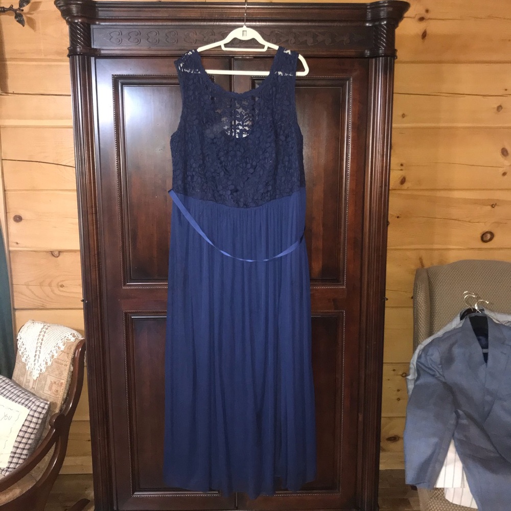 Navy lace plus size chiffon bridesmaid dress